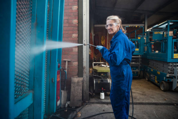 Why Choose Our Certified Pressure Washing Experts for Your Project Needs in Naples, FL?